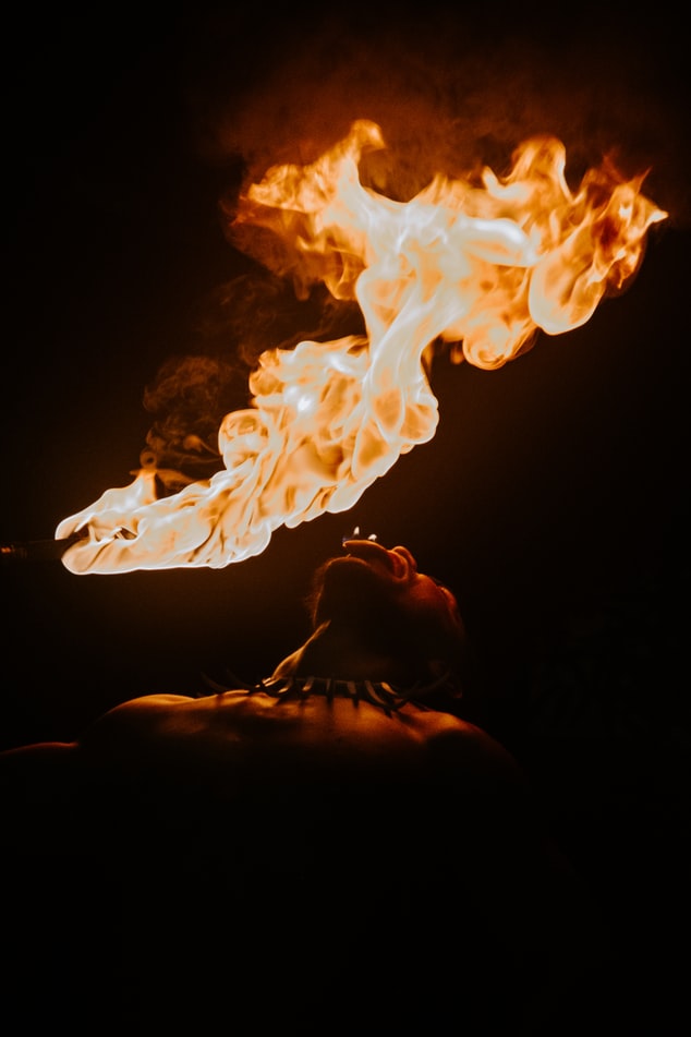Samoanische Feuershow in einem Hotel in Apia