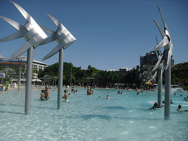 cairns-esplanade