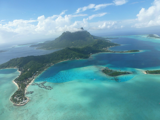 Bora Bora vom Helikopter aus