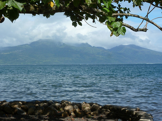 Tahiti Iti in Sicht