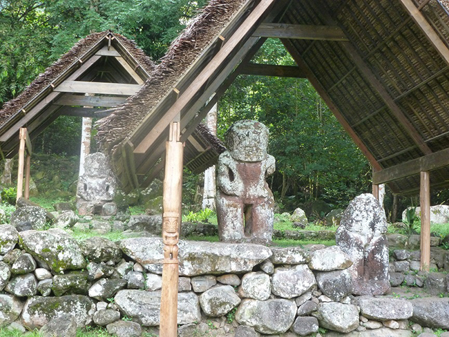 Überdachte Tikis