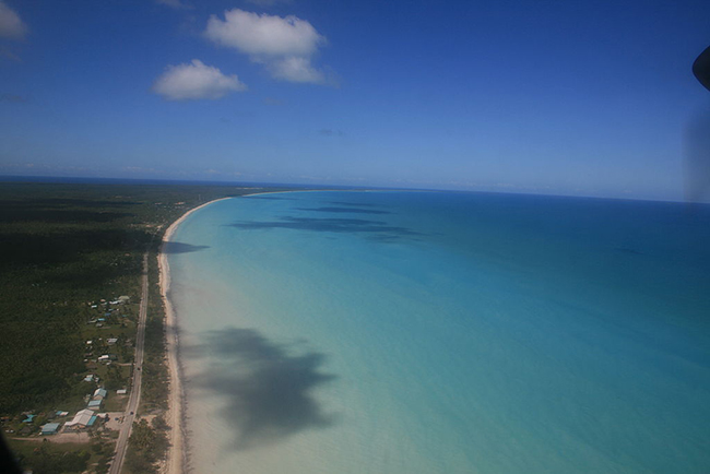 25 Kilometer feinster, weißer Sandstrand