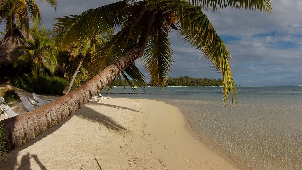 Strand am Hotel Les Tipaniers in Moorea