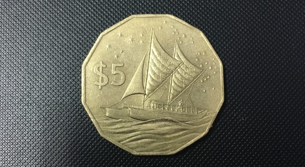 Cook Islands Dollar Coin mit Wert 5 CI$
